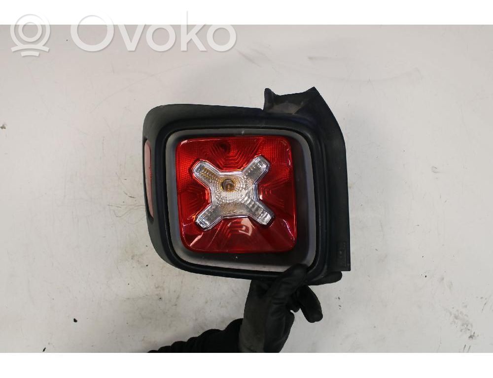 Jeep Renegade Lampă spate în caroserie 