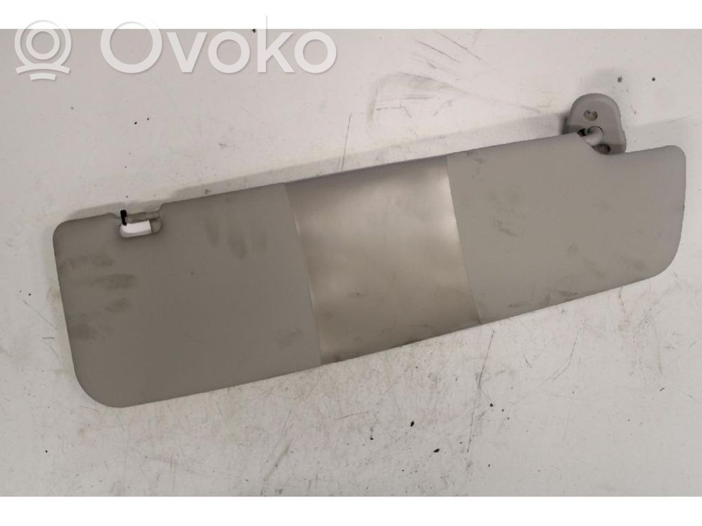 Sun visor