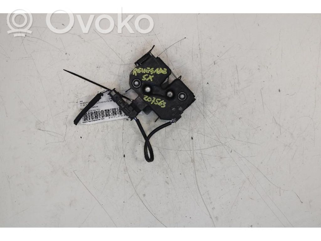 Jeep Renegade Tie down hook / loop 