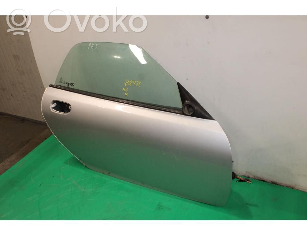 Front door   BDA460120