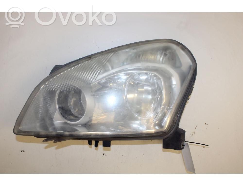 Nissan Qashqai+2 Faro/fanale