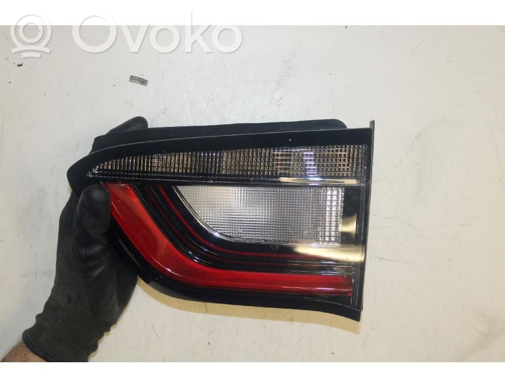 Jeep Compass Luci posteriori del portellone del bagagliaio 
