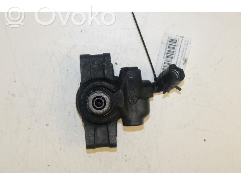Power steering pump   8EB2830