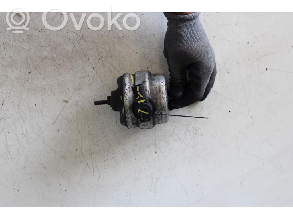 Audi A4 S4 B7 8E 8H Suport tampon motor 