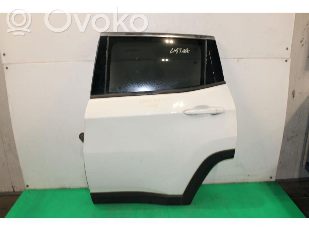 Jeep Compass Aizmugurējās durvis 