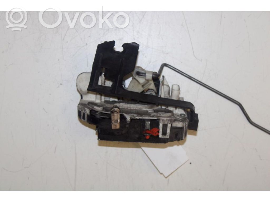 Front door lock   NONRILEVATO
