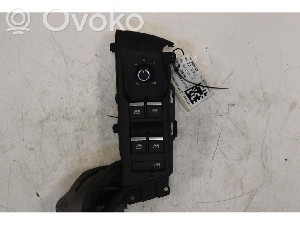 Audi Q3 F3 Schalter el. Fensterheber 