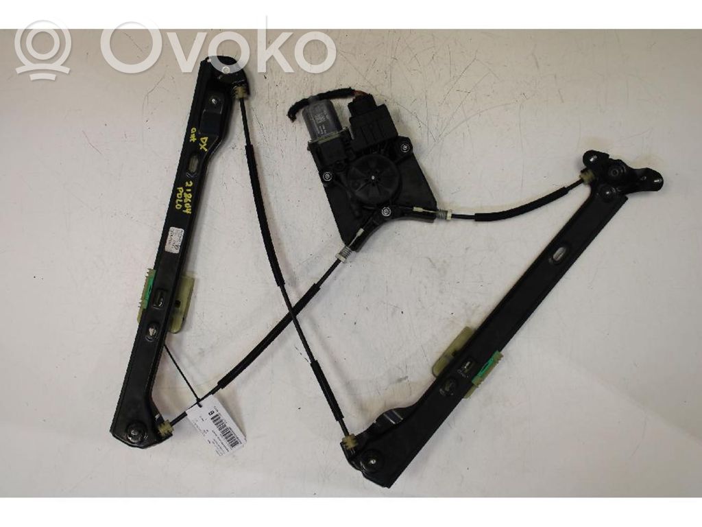 Volkswagen Polo VI Macara ușă față cu motor