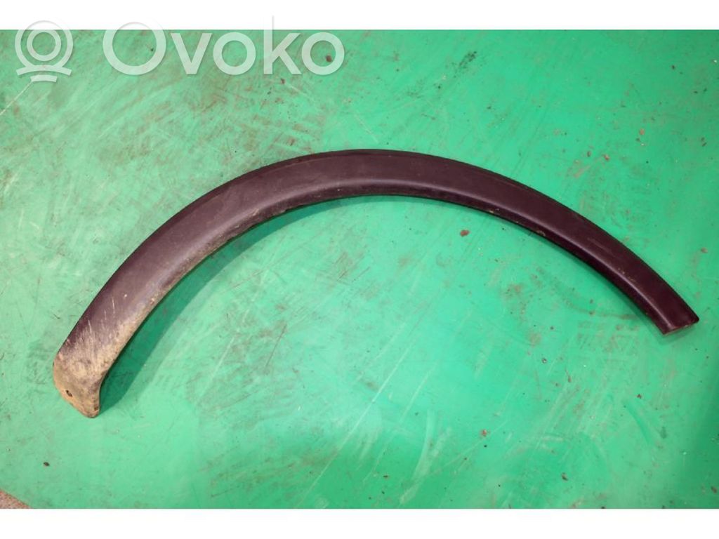 Opel Corsa C Etupyöräkotelon koristelista 