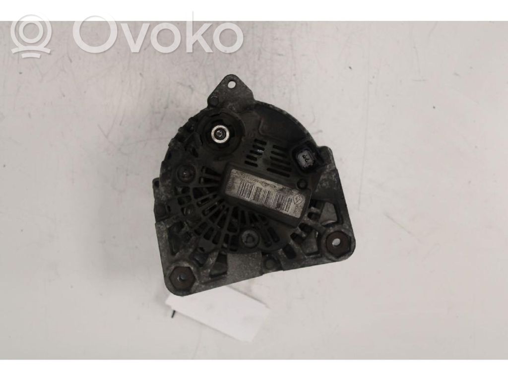 Renault Clio III Alternador 