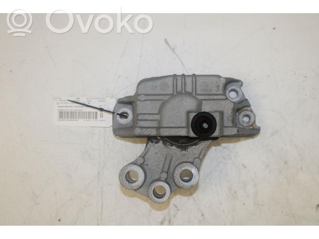 Engine mount bracket   00534160030