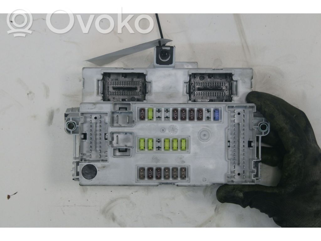 Fiat 500L Módulo de fusible 
