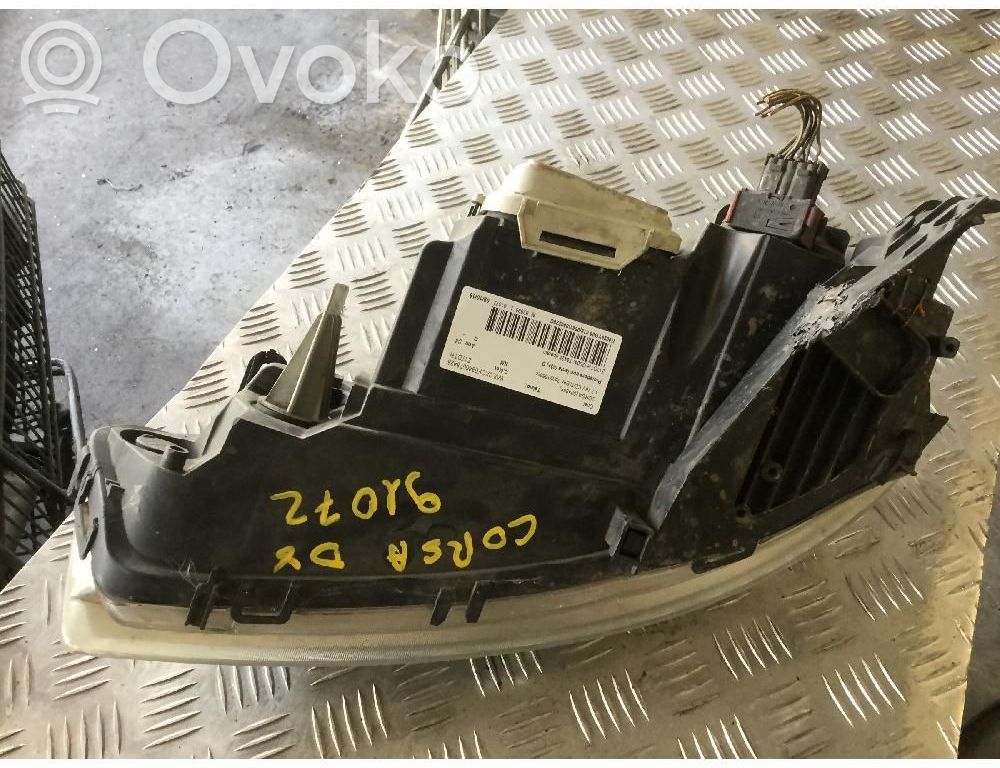 Opel Corsa C Phare frontale 