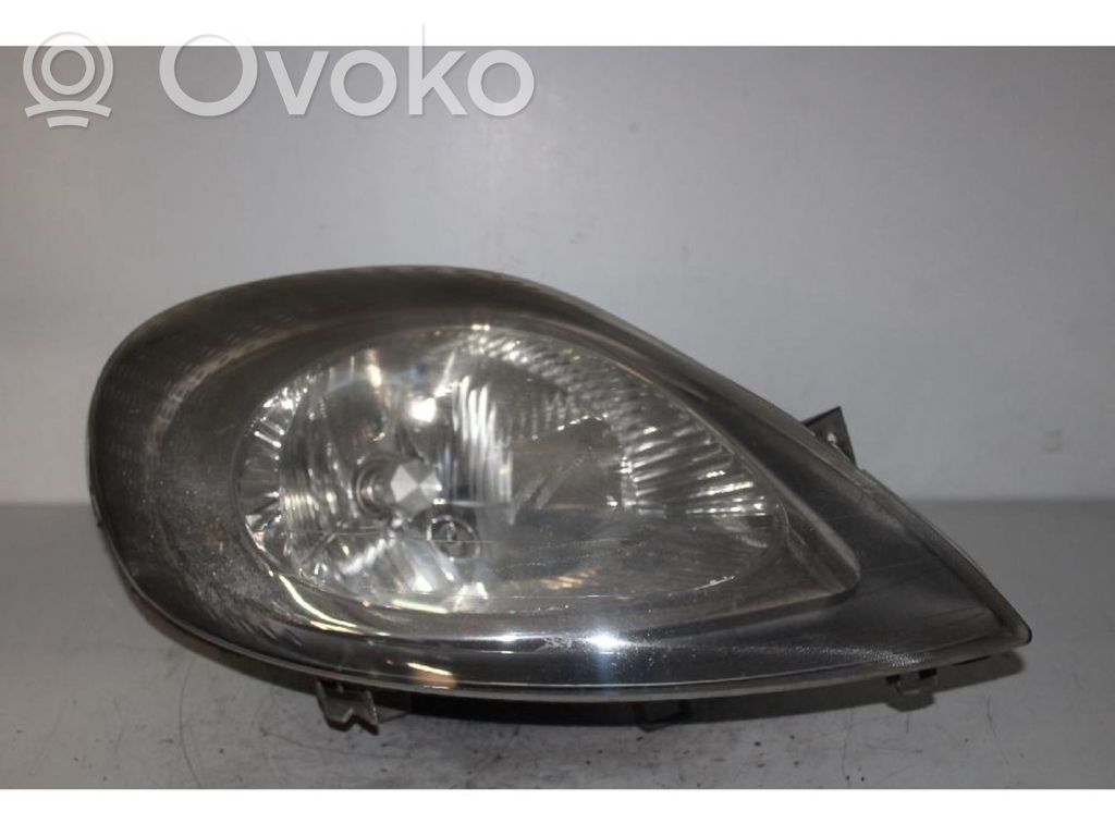 Renault Trafic II (X83) Lampa przednia 