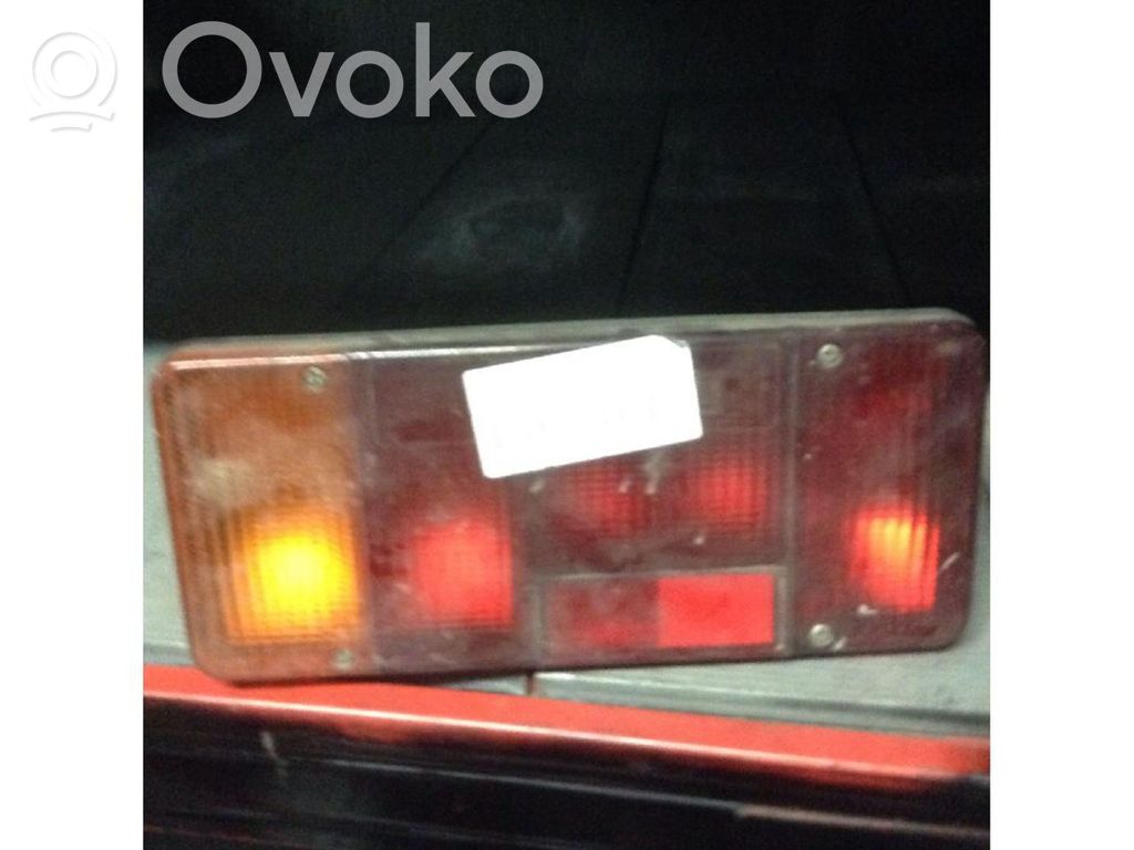 Lampa tylna