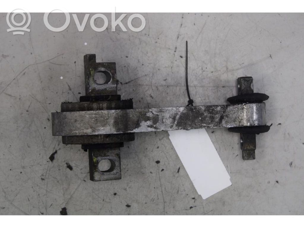 Soporte de montaje del motor