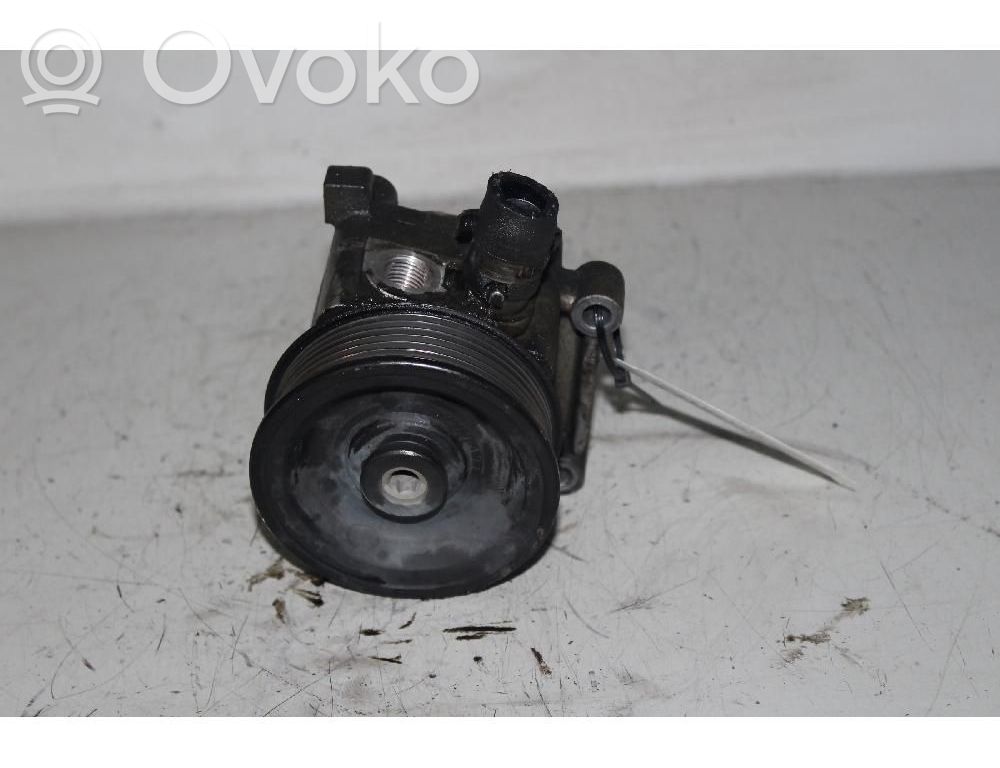 Ohjaustehostimen pumppu   5801836047