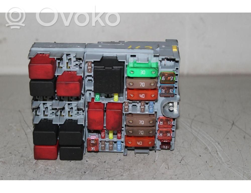 Module de fusibles   51987784