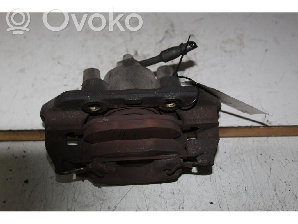 Opel Corsa B Zacisk hamulcowy przedni
