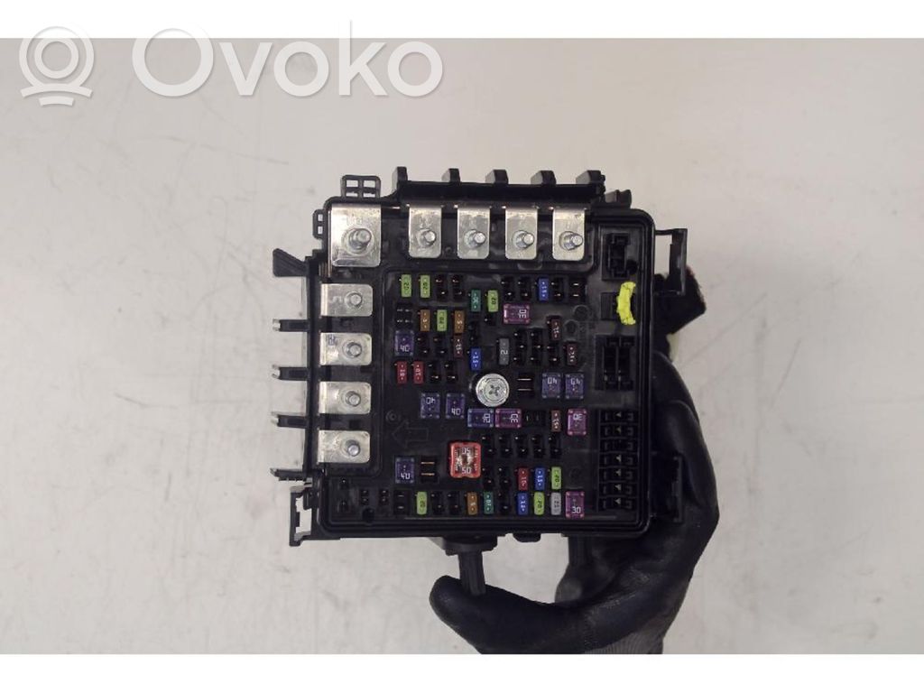 Jeep Compass Fuse module 