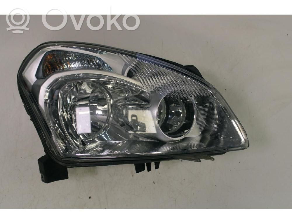 Nissan Qashqai+2 Faro/fanale 