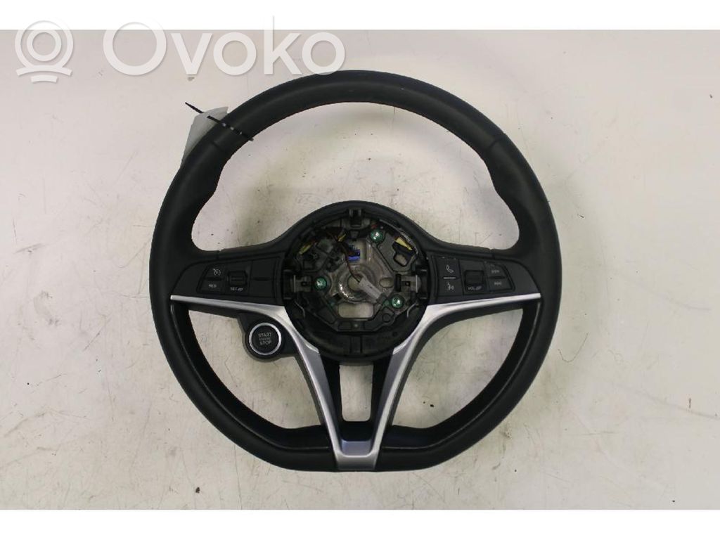 Alfa Romeo Giulia Ohjauspyörä 