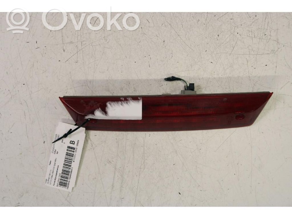 Dodge Journey Kolmas/lisäjarruvalo 