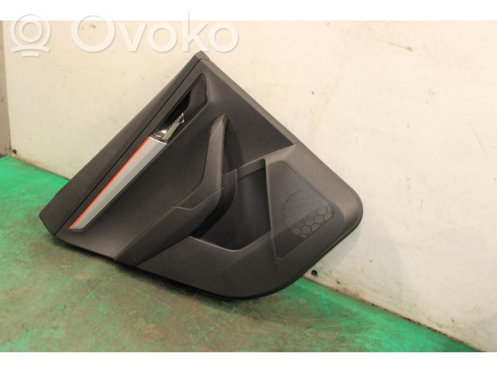 Takaoven verhoilu