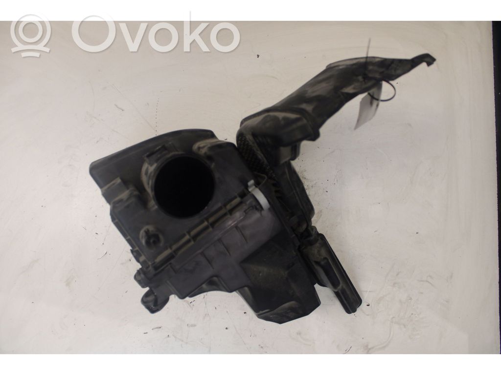 Mazda 3 III Ilmansuodattimen kotelo