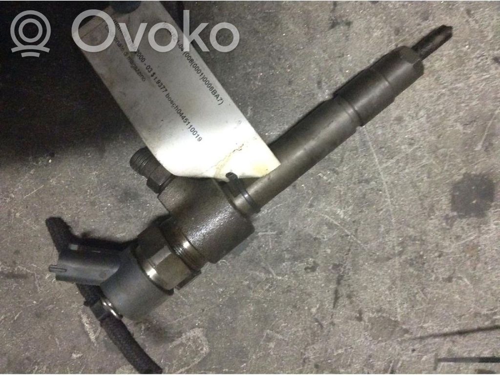 Inyector de combustible   0445110019