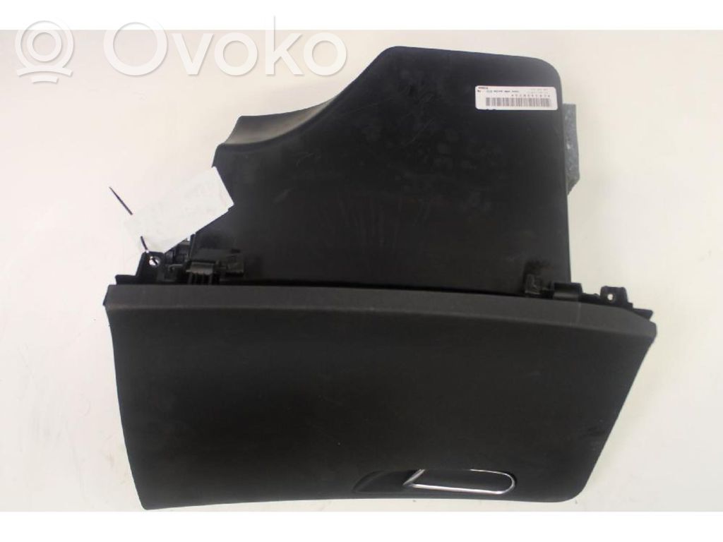 Glove box