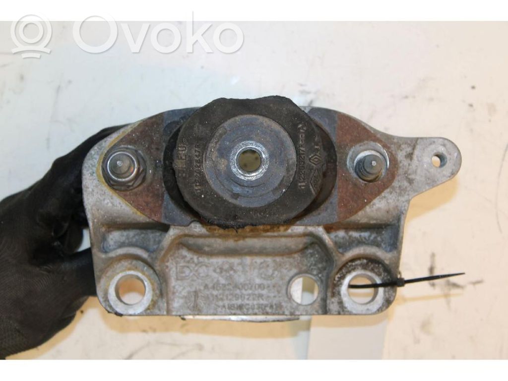 Renault Twingo III Wspornik / Mocowanie silnika 