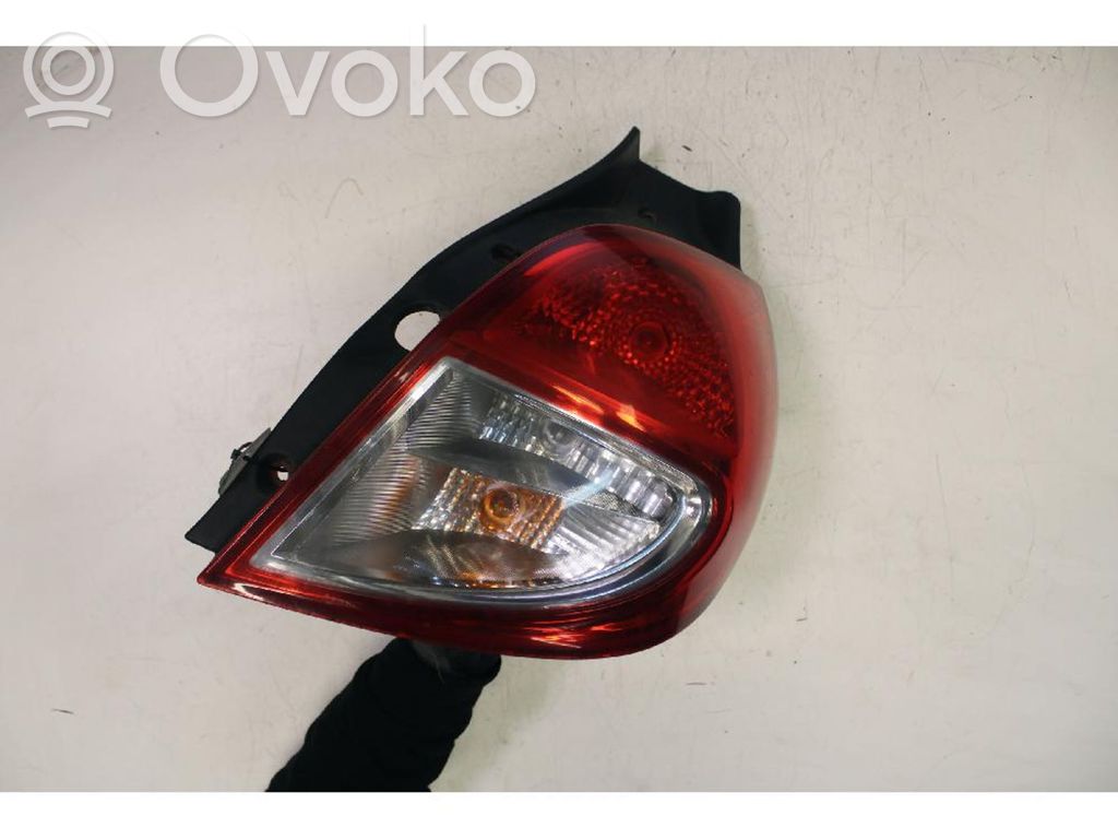 Renault Clio III Lampa tylna 