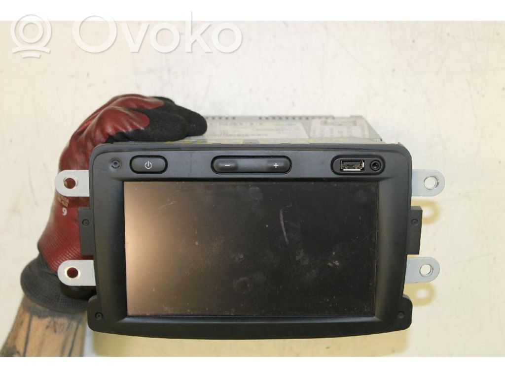 Panel / Radioodtwarzacz CD/DVD/GPS   281153178R