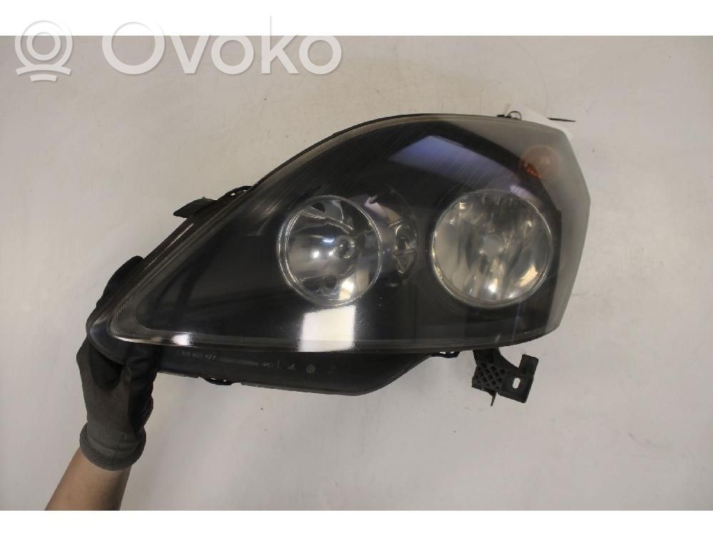 Opel Zafira B Phare frontale 