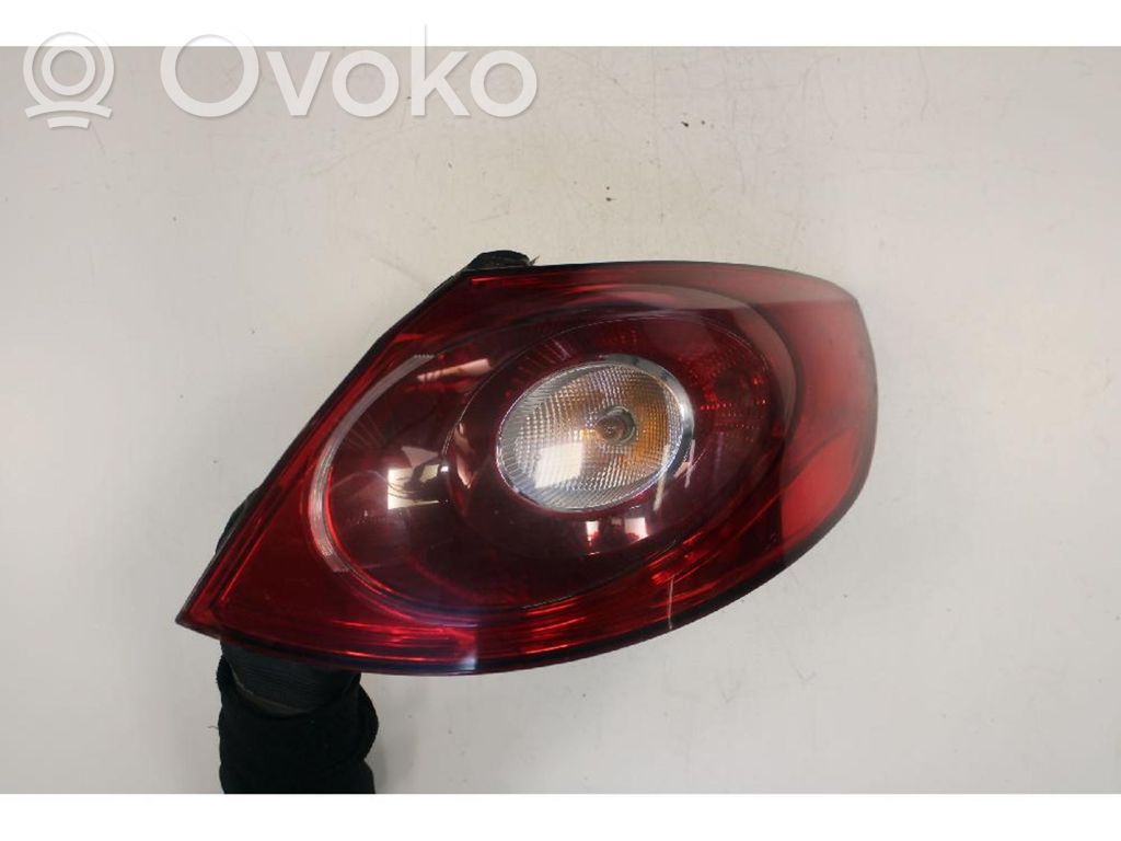 Volkswagen PASSAT CC Lampa tylna