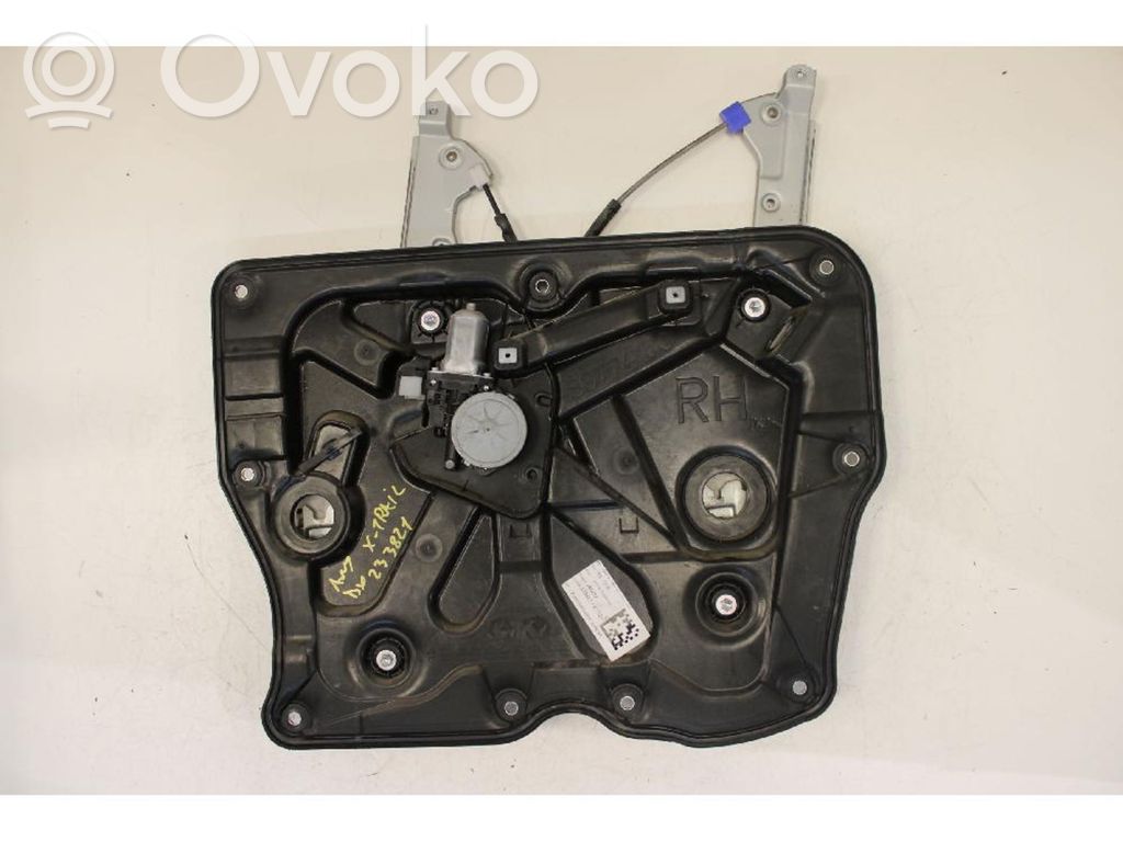 Nissan X-Trail T31 Elektryczny podnośnik szyby drzwi przednich 