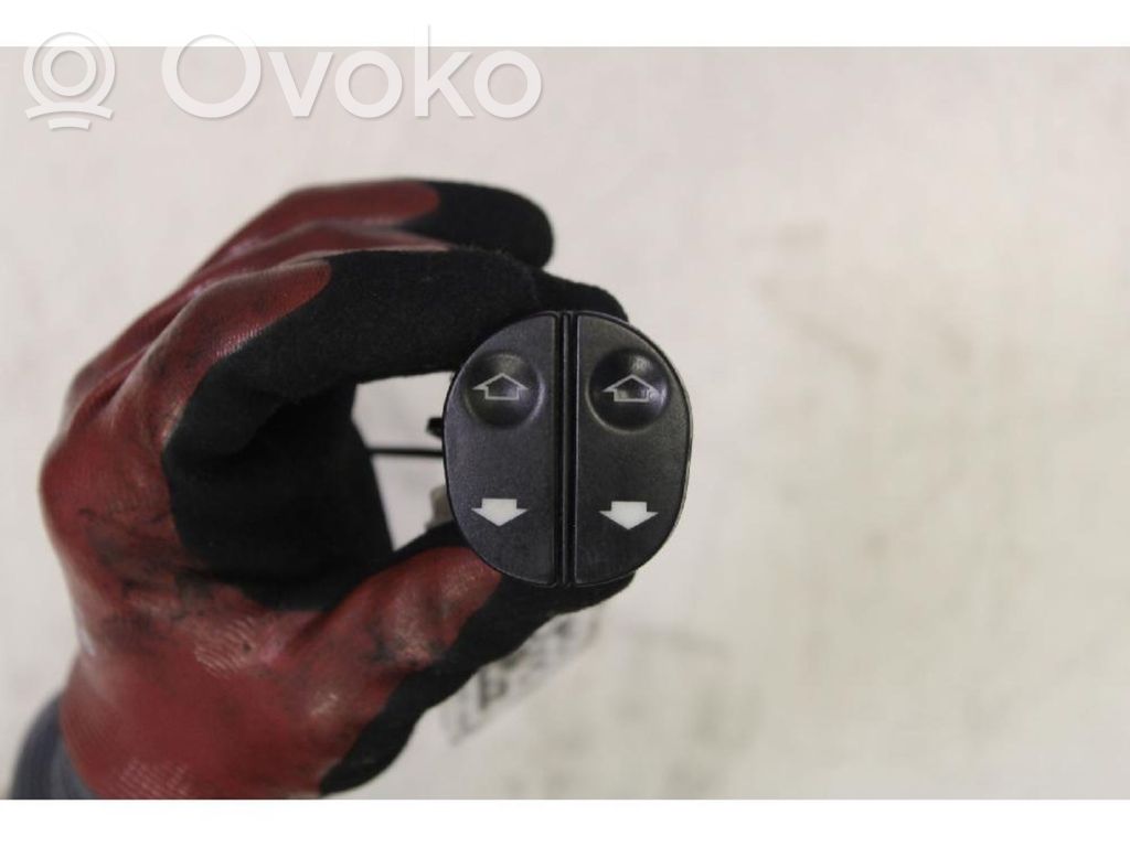 Ford Fusion Electric window control switch 