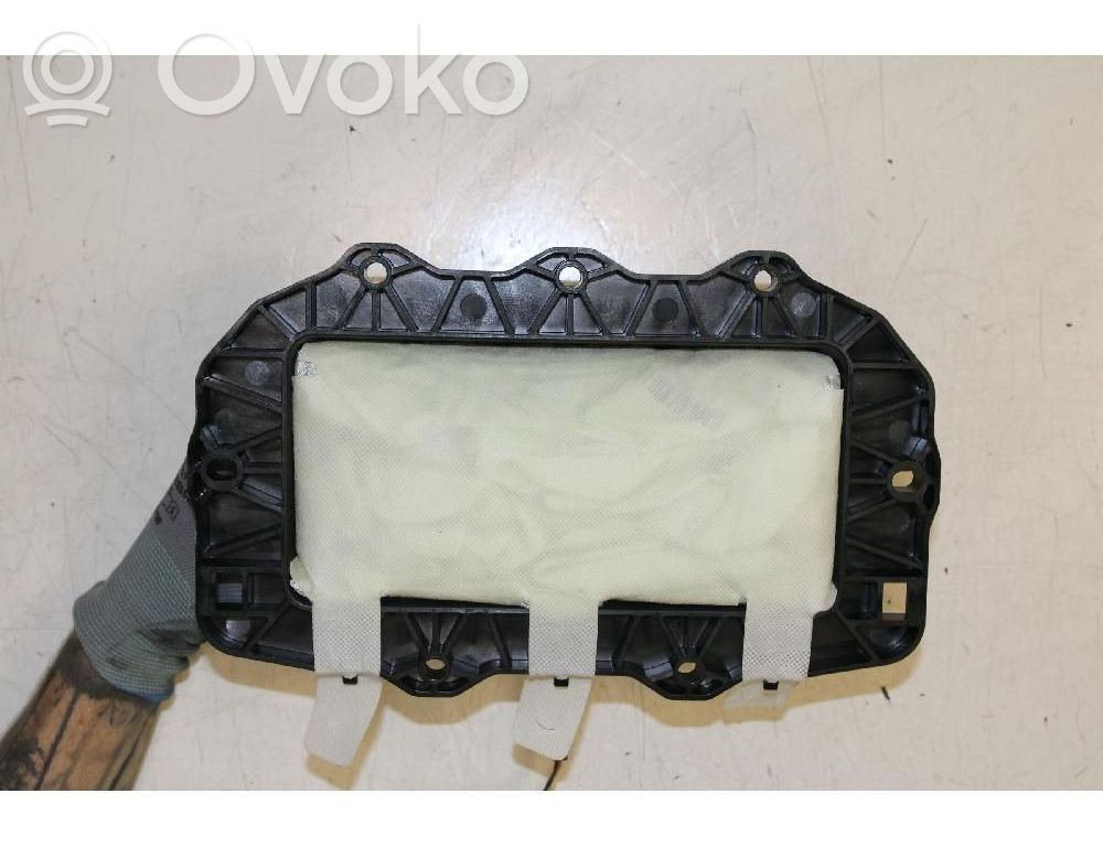 Peugeot 2008 I Passenger airbag 