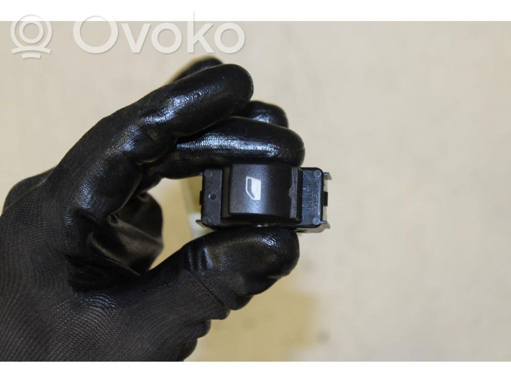 Citroen C4 II Picasso Electric window control switch 