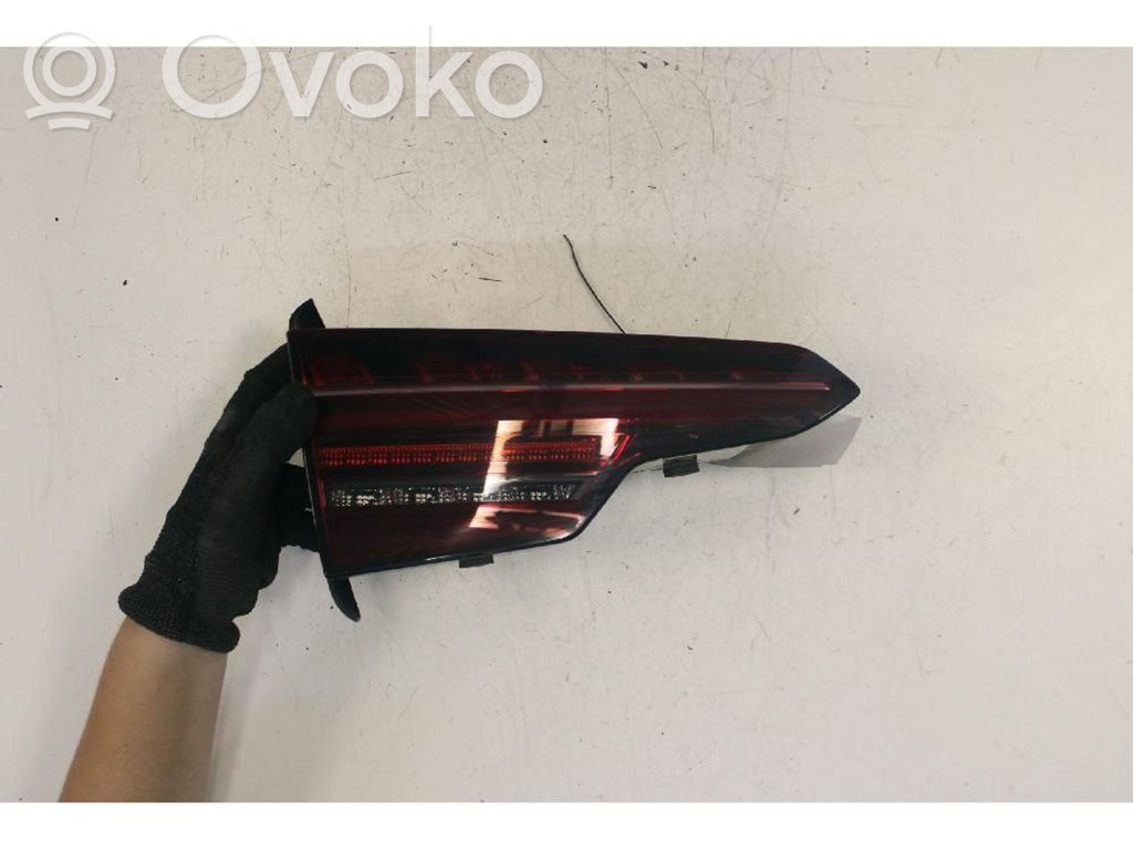 Audi A4 S4 B9 8W Takaluukun takavalot 