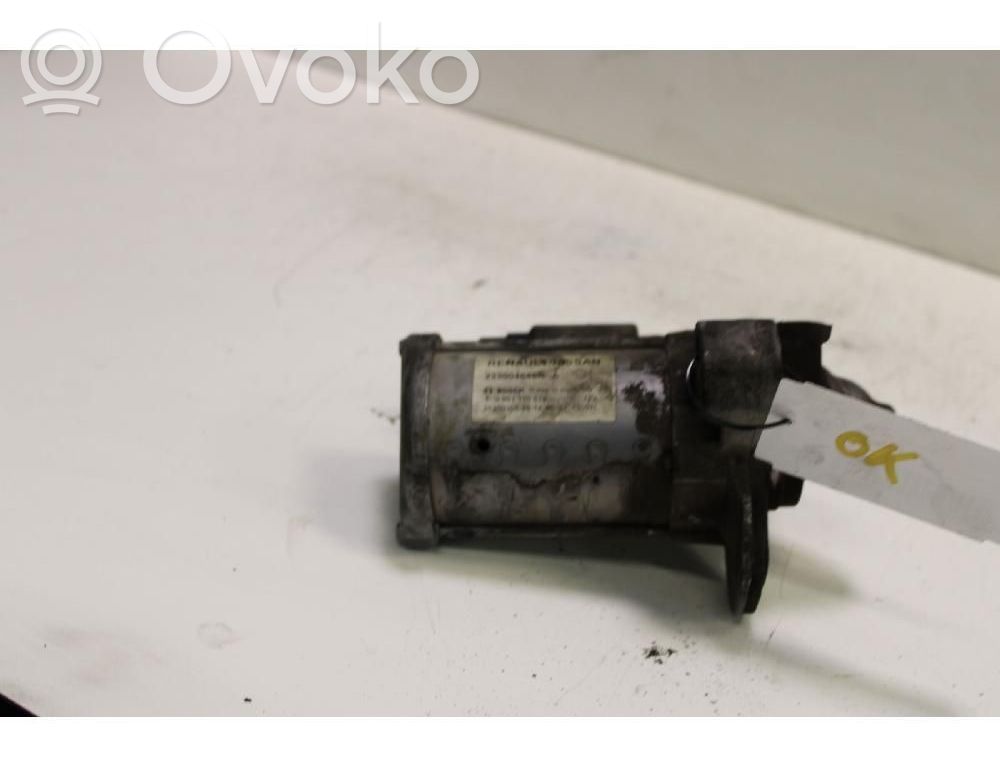 Dacia Sandero II Motor de arranque 