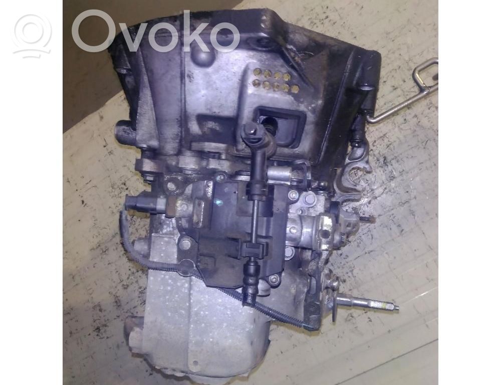 Peugeot 5008 Cutie viteze manuală cu 5 trepte 