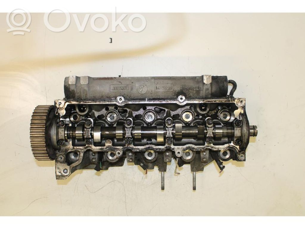 Renault Clio III Engine head 