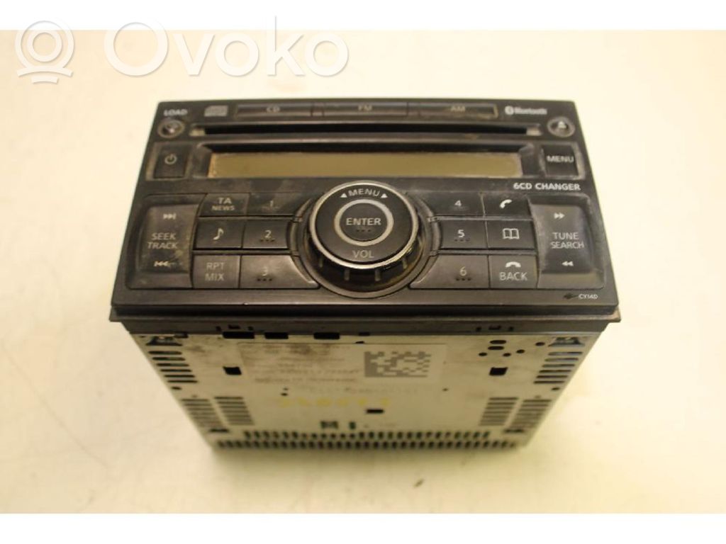 Nissan Navara Panel / Radioodtwarzacz CD/DVD/GPS 