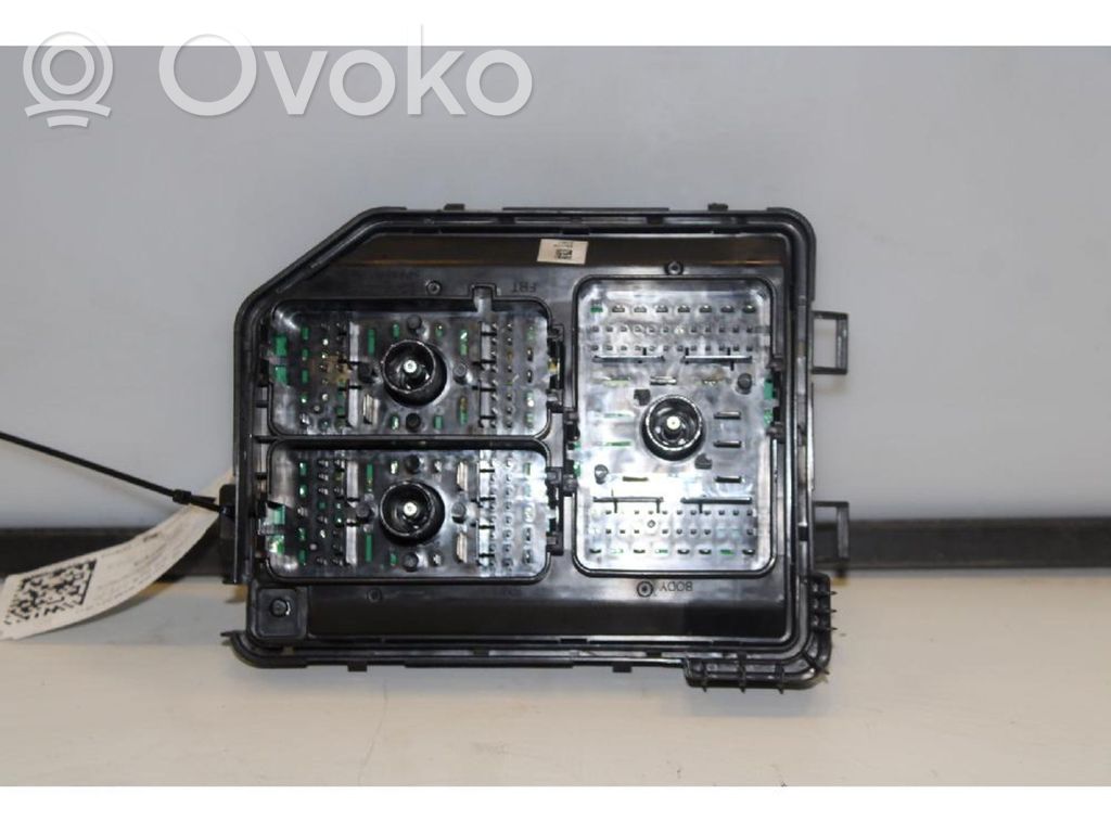Opel Karl Fuse module 