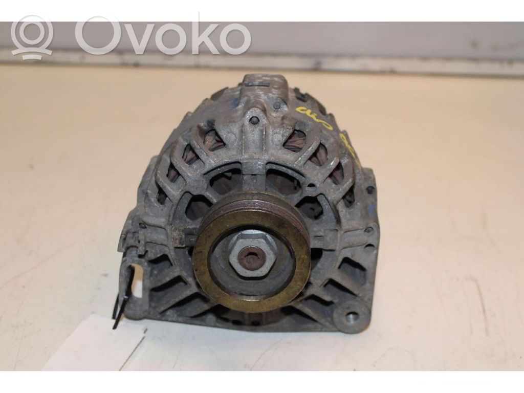 Renault Clio I Lichtmaschine 