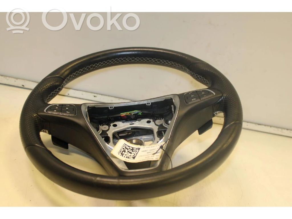 Mercedes-Benz GLA W156 X156 Volant