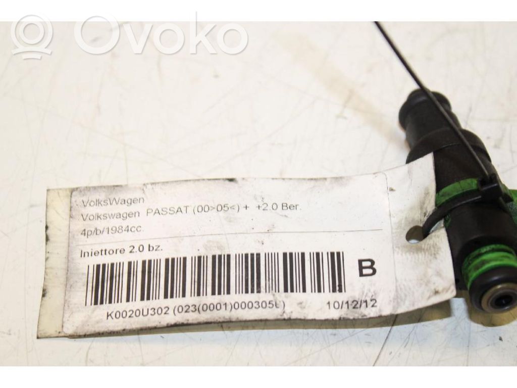 Volkswagen PASSAT B5.5 Inyector de combustible 