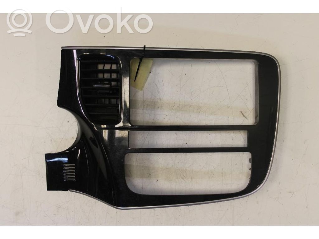Mitsubishi Outlander Grilă ventilație/ramă laterală bord 